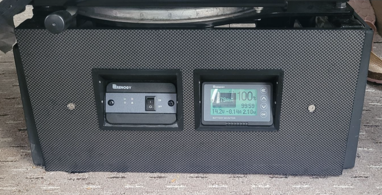 Einbaurahmen Renogy Fernbedienung & Battery Monitor
